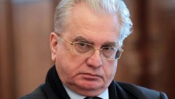С кем вы, директор Эрмитажа? С кем вы, директор Эрмитажа?