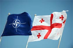 «Учения НАТО поддерживают грузинский режим»