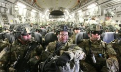 США оставляют свои войска в Афганистане