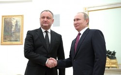 Путин и Додон провели переговоры в Москве