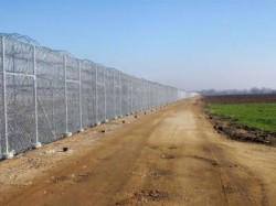 Венгрия намерена отгородиться от Сербии стеной