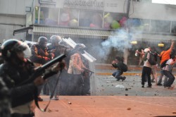 В Венесуэле в день выборов погибли 11 человек
