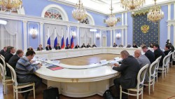 Президент предложил правозащитникам не обижаться друг на друга Президент предложил правозащитникам не обижаться друг на друга