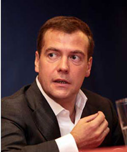 Медведев едет на саммит СНГ