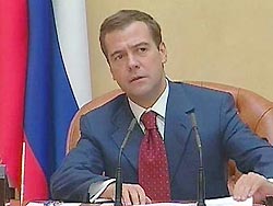 Медведев осваивает большую политику