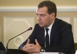 Дмитрий Медведев: ведомства кивают друг на друга 