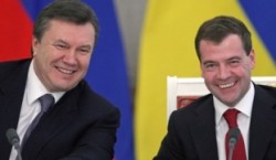 Дмитрий Медведев прибывает в Киев