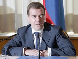 Медведев огласит послание на следующей неделе