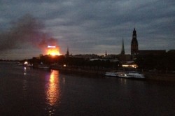 В Риге сгорела президентская резиденция
