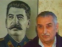 Внук Сталина обвинил Гозмана в клевете