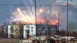 На военном складе в Харьковской области рвутся боеприпасы