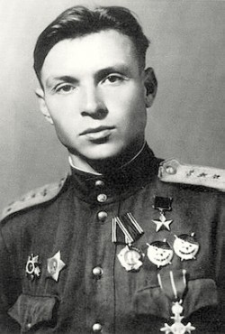 Был достоин стать трижды Героем 1.-k.a.-evstigneev.jpg