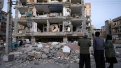 Жертвами землетрясения в Иране стали более 350 человек