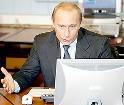 Путин выходит в интернет