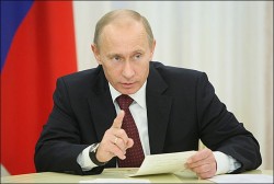 Владимир Путин назвал западные санкции глупыми и вредными