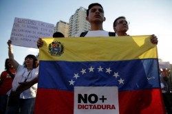 Верховный суд Венесуэлы лишил парламент полномочий
