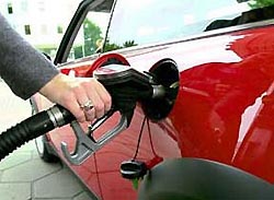 Российские компании снижают цены на топливо