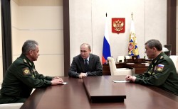 Путин провёл совещание с Шойгу и Герасимовым