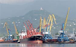Прекращено морское сообщение между Россией и Грузией