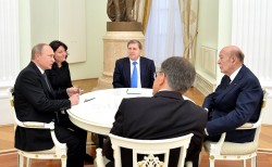 Путин встретился с экс-президентом Франции Валери д'Эстеном
