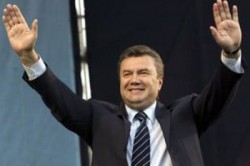 Виктор Янукович делает первые заявления
