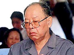 Иенг Сари ответит за гибель миллионов камбоджийцев