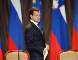 Медведев поставит Европу перед фактами