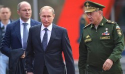 Путин присвоил почётные наименования 11 воинским формированиям