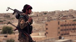 Курды отбили у боевиков крупнейшее нефтяное месторождение в Сирии