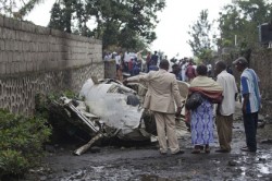 В Найроби самолет рухнул на здание
