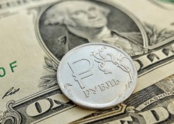 Курс доллара резко подскочил выше 66 рублей
