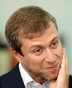 Медведев уволил Абрамовича