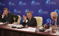Дмитрий Медведев: альтернативы модернизации нет