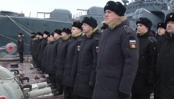 В Североморске чествуют экипажи авианосца «Адмирал Кузнецов» и крейсера «Пётр Великий» 