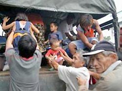 Миллион филиппинцев стали бездомными