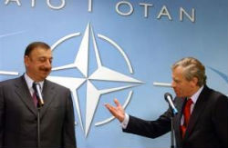 Баку зовут в НАТО?