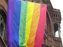 Верховный суд отказал геям