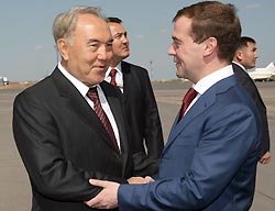 Москва и Астана уходят в прорыв