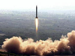 КНДР готовится запустить баллистическую ракету
