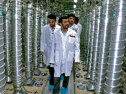 Атомную бомбу Иран создаст через 1,5 года
