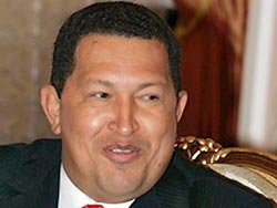 Чавес хочет снизить добычу нефти