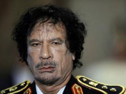 Муамар Каддафи: «Тот, кто продает свою страну, – предатель»