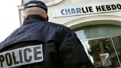 Франция  закрывает посольства