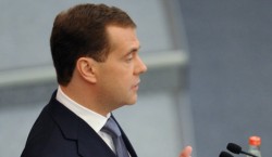 Медведев предложил ЕЭС единую валюту