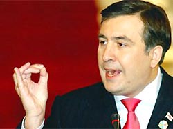 Саакашвили обвинил Россию в покушении на Качиньского