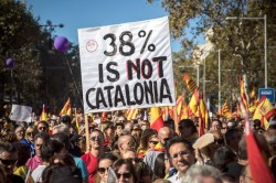 В Барселоне прошла акция против независимости Каталонии