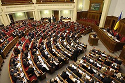 Ющенко отложил роспуск украинского парламента