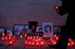 Москва вспоминает жертв теракта на Дубровке