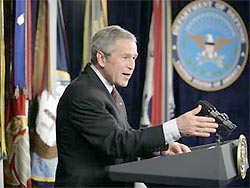 Буш продвигает Украину в НАТО