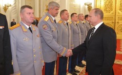 Владимир Путин: армия и флот – надежный   гарант суверенитета страны  
